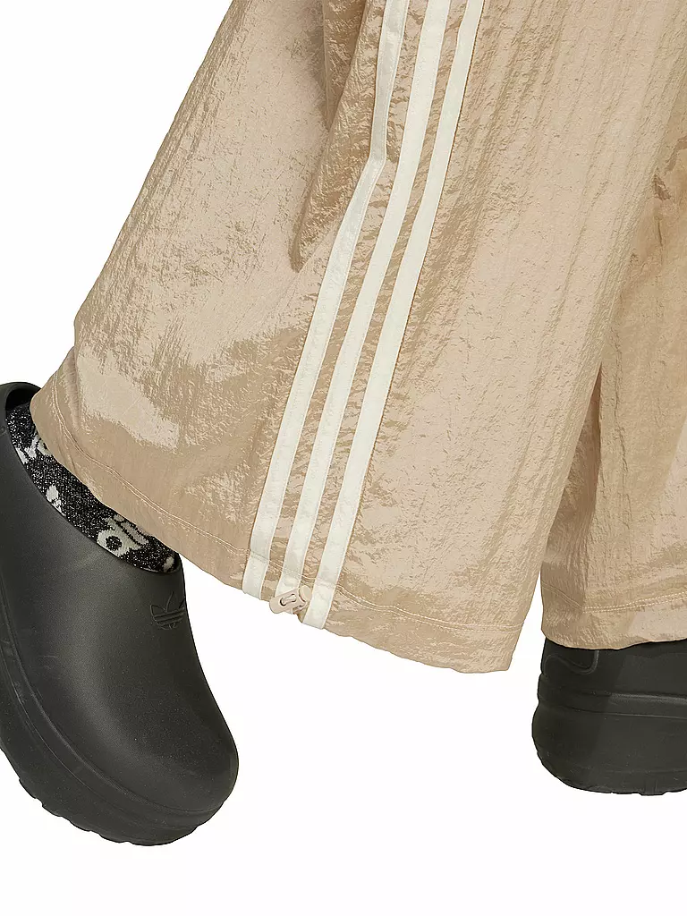 ADIDAS ORIGINALS | Jogginghose ATLANTA | schwarz