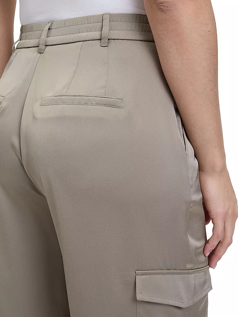 BETTY BARCLAY | Cargohose | olive