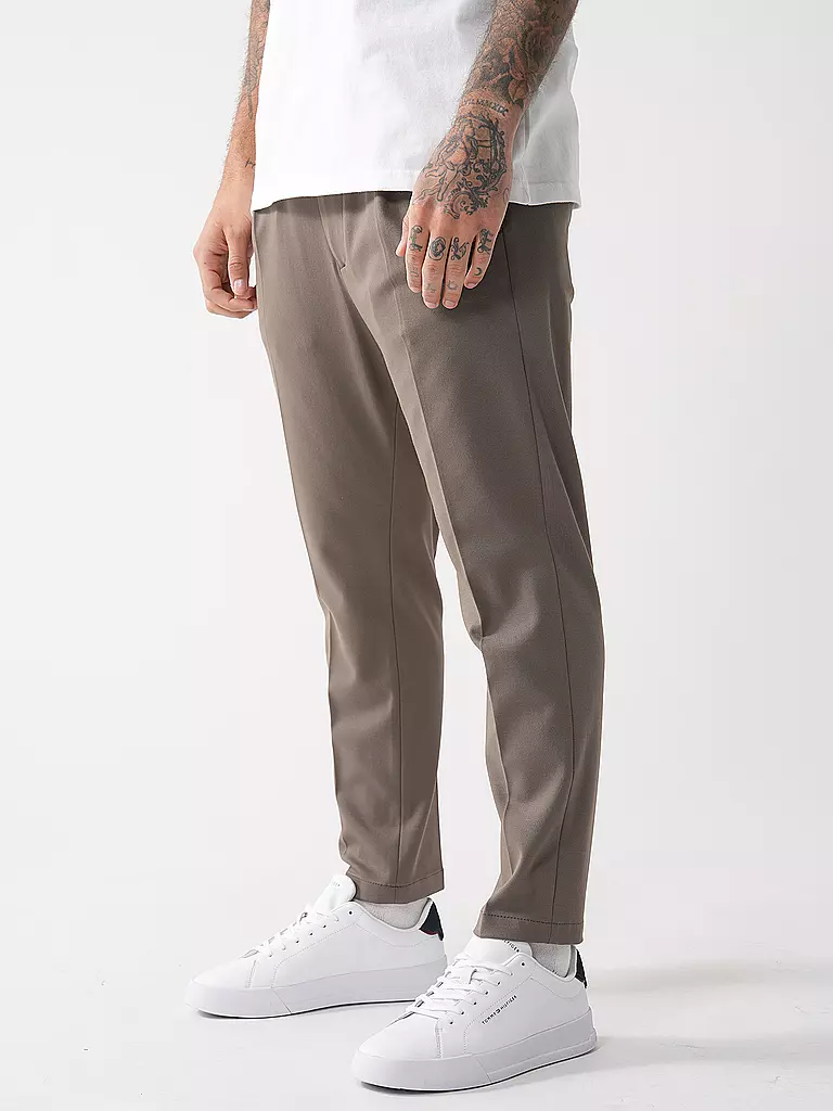 DRYKORN | Chino CHASY | olive