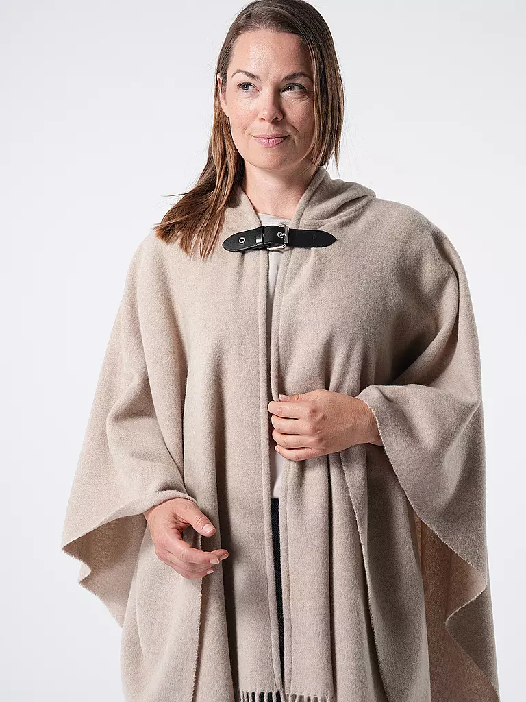 EMPORIO ARMANI | Poncho - Cape  | beige