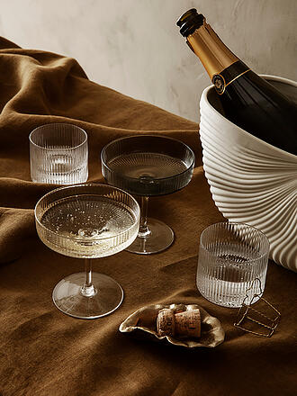 FERM LIVING | Champagnerglas 2er Set RIPPLE