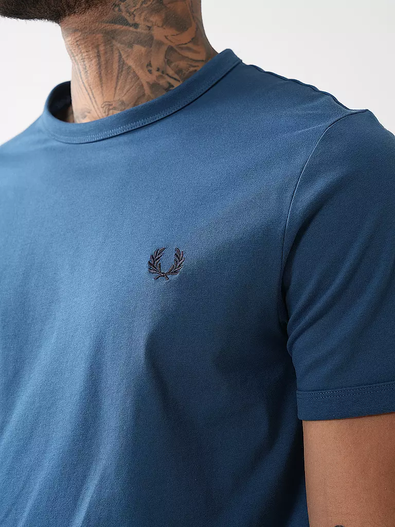 FRED PERRY | T-Shirt | blau