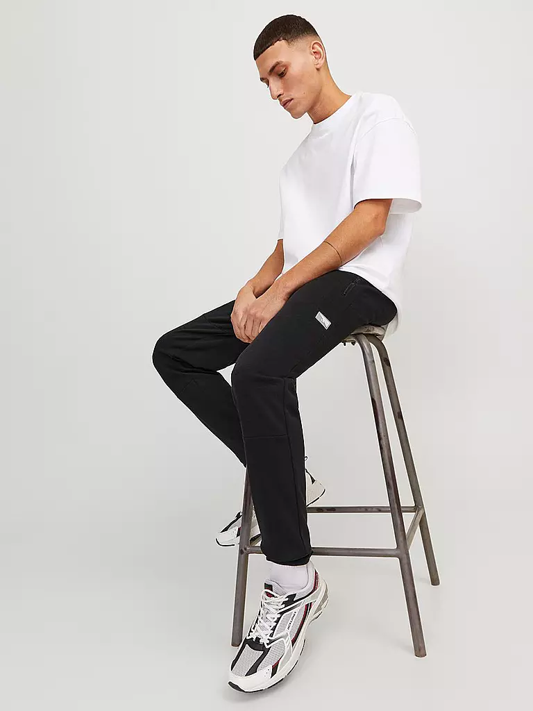 JACK & JONES | Jogginghose JPSTWILL JJAIR | schwarz