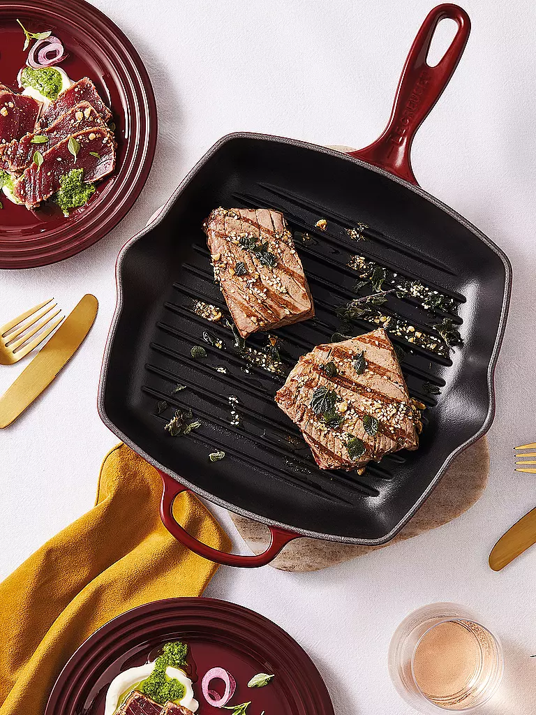 LE CREUSET | Grillpfanne quadratisch SIGNATURE 26x26cm Garnet | dunkelrot