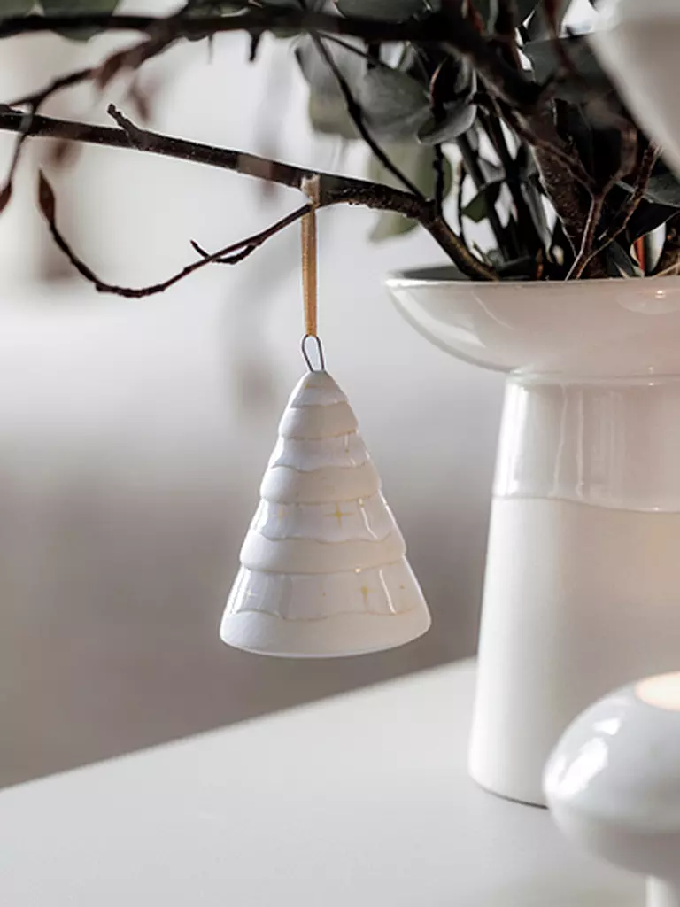 LIKE BY VILLEROY & BOCH | Ornament Baum WINTER GLOW 6x6x8cm | weiss