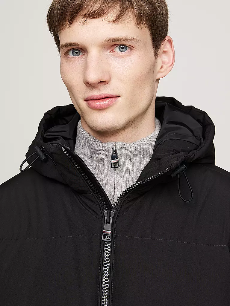 TOMMY HILFIGER | Daunenparka | schwarz