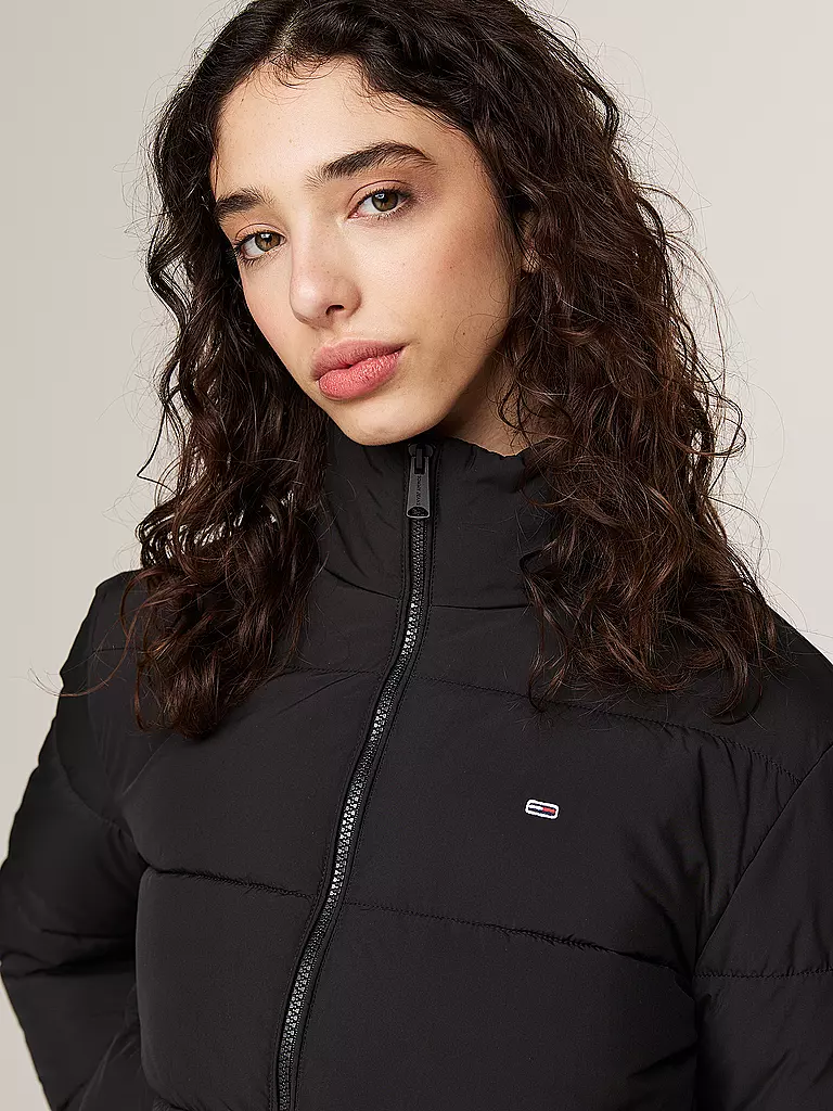 TOMMY JEANS | Steppjacke | schwarz