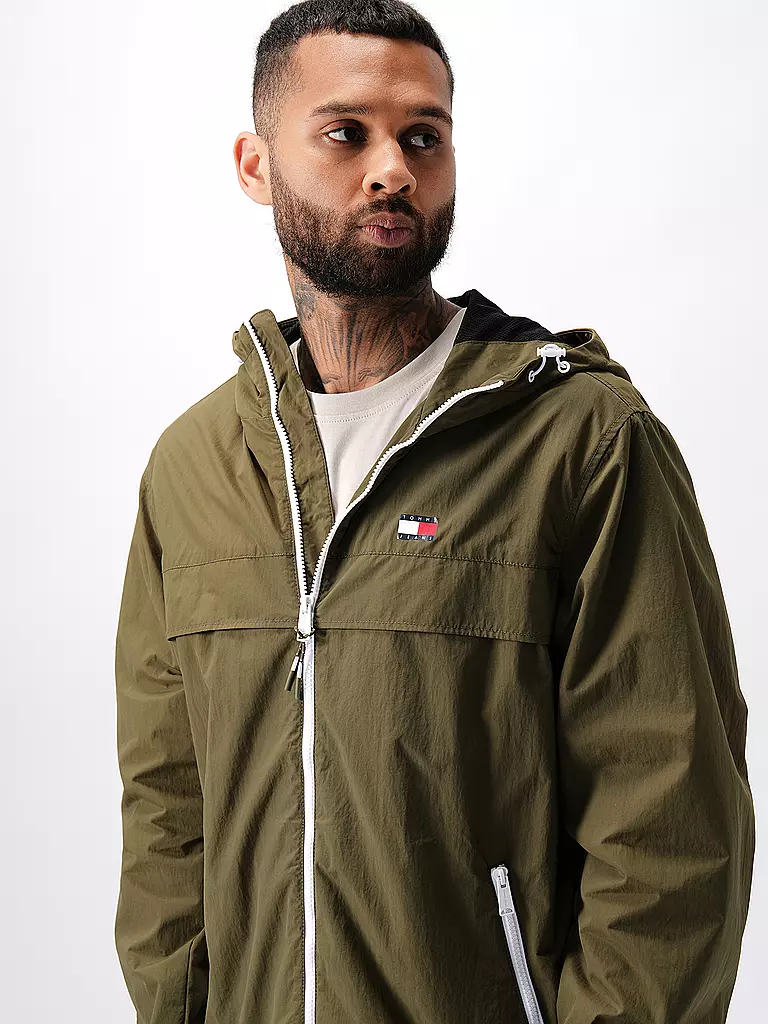 TOMMY JEANS | Windbreaker CHICAGO | olive