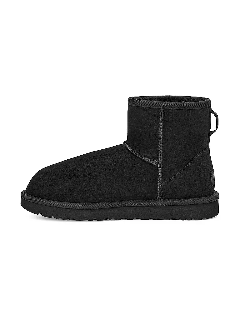 UGG | Boots CLASSIC MINI II | schwarz